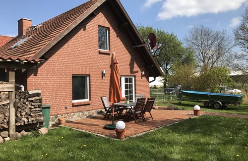 Neu Poserin House | Welcome to Plau am See (Kressin) on our hobby farm.