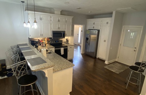Phenix City House | Welcome Home mins to Ft Benning, Columbus,Auburn AL, Pool Table