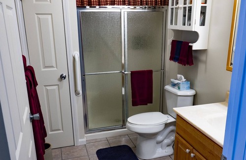 Syracuse Apartment | Welcome Home to Grandma"s Suite