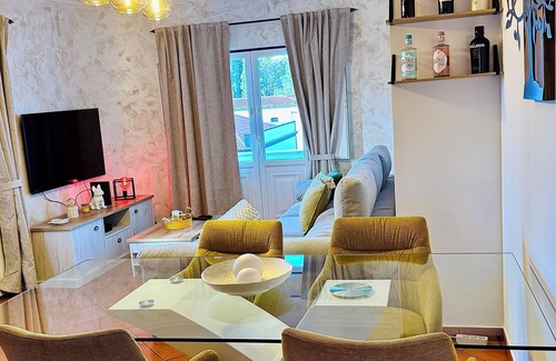Reguengos de Monsaraz Apartment | 🌿✨ Welcome to AL " Lux Downtown Reguengos " ✨🌿