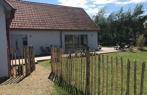 Listarum Villa | Welcome to a charming house on Österlen near beautiful nature, golf and sea!