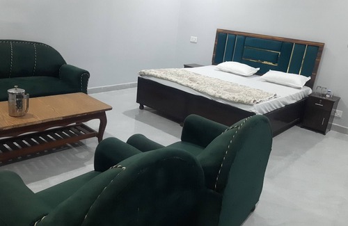 Sundarnagar House | Welcome to AAAC Home Stay, a family-run guesthouse