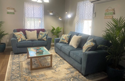 Lockbridge Apartment | Welcome to Around The World! Charming 2-Bedroom in Meadow Bridge!