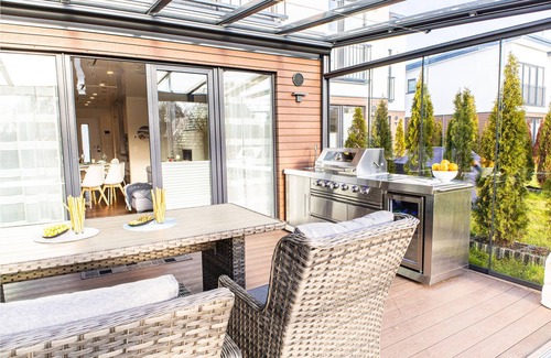 Damp House | Welcome to Baltic Village by the sea!