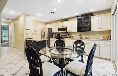 Sloans Valley Condo | Welcome to Bigelow’s Water View Bungalow – Your Lake Retreat
