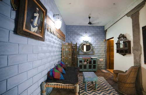 Jodhpur Hotel | Welcome to Bristow's Homestay, your enchanting haven in the heart of the city.