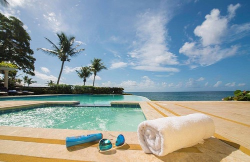 Casa de Campo Villa | Welcome to Casa Minitas 20, a luxury villa with an infinity pool