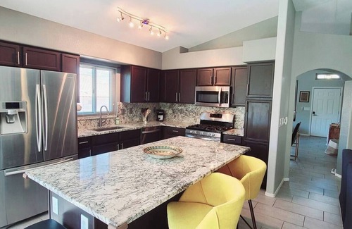 Oro Valley House | Welcome to Catalina Sunset Oasis—your solar-powered desert paradise