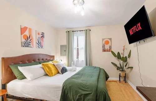 Foxcroft Square House | Welcome to cozy Cricket’s Cove!