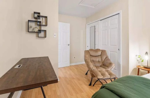 Foxcroft Square House | Welcome to cozy Cricket’s Cove!