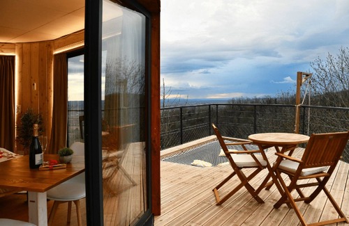 La Cote-Saint-Andre House | Welcome to Domaine des étoiles Unusual accommodations