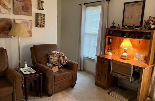 Laurel House | Welcome to "Everything Excellent"
