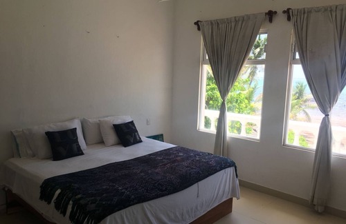 Xcalak Hotel | Welcome To Flying Cloud Beach Hotel