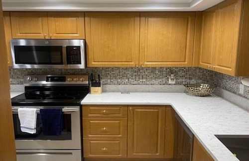 Fort Pierce Condo | Welcome to Gator Trace Golf, This Gem 2/2, perfect for your cozy sanctuary.