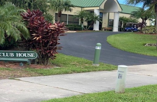 Fort Pierce Condo | Welcome to Gator Trace Golf, This Gem 2/2, perfect for your cozy sanctuary.