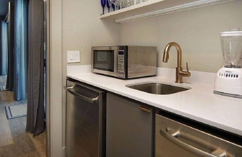 Graford House | Welcome to Gemstone at Possum Kingdom Lake