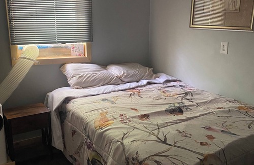 Newtown Cabin | Welcome to Gods country lodging located in the heart of Hatfield and mcoy trails