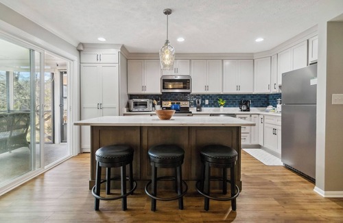 Sloans Valley Condo | Welcome to Green Lite Lakeview - Fresh Escape