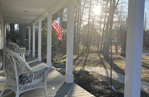 Kennebunk House | Welcome to Kennebunk! Walk to town, bike to beaches, kid friendly!