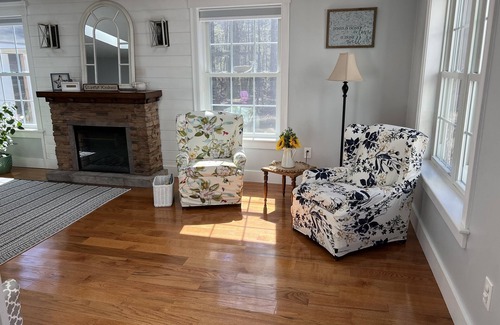 Kennebunk House | Welcome to Kennebunk! Walk to town, bike to beaches, kid friendly!