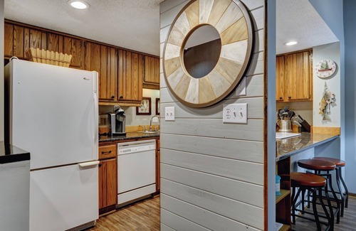 Sapphire Condo | Welcome to Lake View Villa Condo!