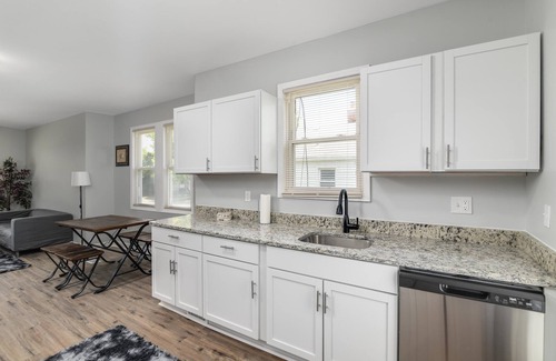 Detroit House | Welcome to our charming two-bedroom in Warren/Detroit, MI n