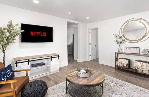 Concord House | Welcome to our cozy, luxury, centenarian home.