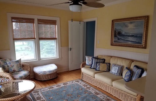 Algoma House | Welcome to Our Lakeview Haven: A Spacious Family Retreat in Algoma, Wisconsin