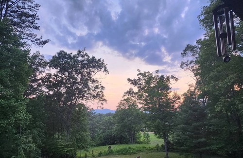 Mount Airy House | Welcome to our Mountain Thyme Home,nThe perfect place with a beautiful view!n