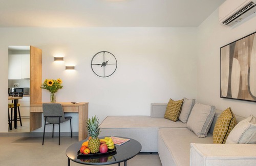 Episkopi Villa | Welcome to our new villa 'Olive' which offers magnificent views and beauty.