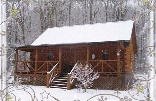 Wellston Cabin | Welcome to our peaceful, rustic cabin in the Hocking Hills Area