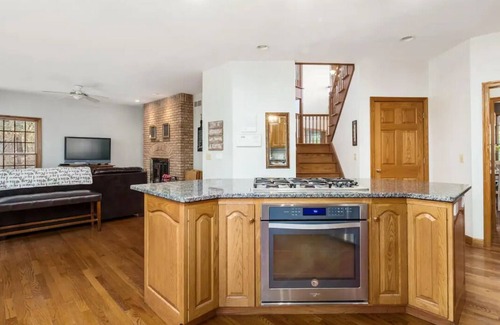 Cambridge House | Welcome to our Secluded Retreat Home, near Salt Fork State Park, Cambridge, Ohio
