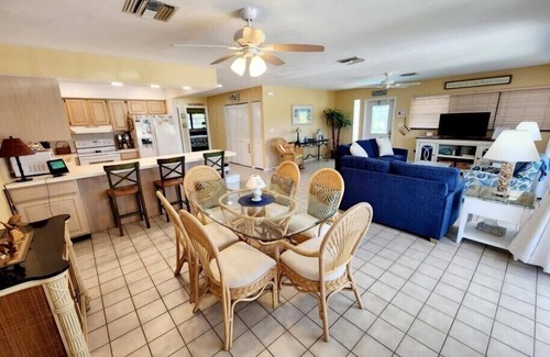 Key Colony Beach House | Welcome to our Peace of Paradise!