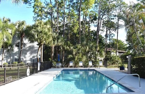 Kings Lake Condo | "Welcome to Paradise: 2-Bed Condo Steps from Amenities & Minutes to Beaches!"