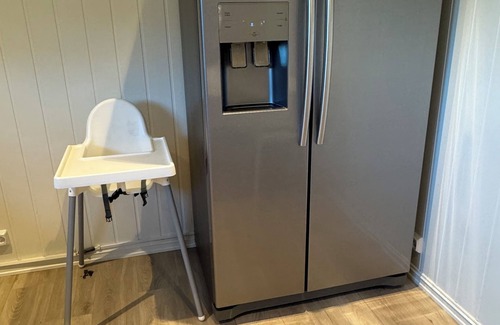 Lyngdal Apartment | Welcome to Paradise.