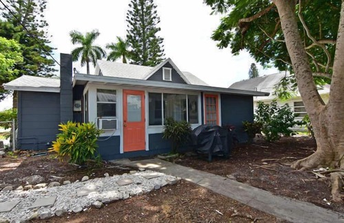 Longbeach Village House | Welcome To Paradise!