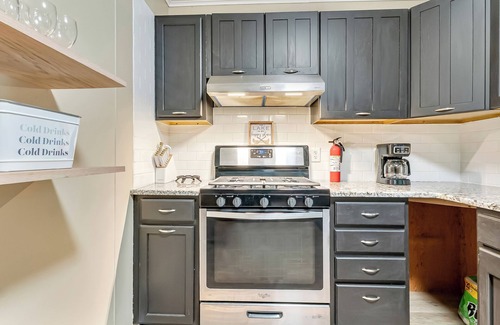 Tafton House | Welcome to Penny's Cove! Pet and family friendly home near Lake Wallenpaupack