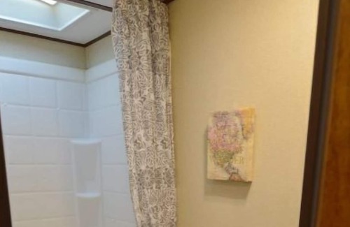 Hunt Club House | Welcome to Poolside Pines Resort!