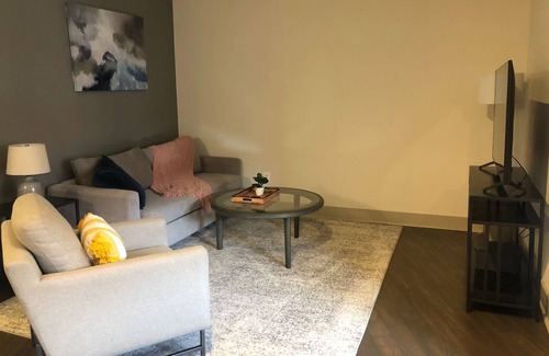 Columbia Apartment | Welcome to RnR suites!