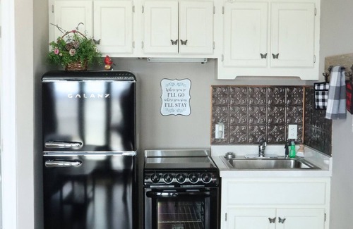 Sloans Valley Apartment | Welcome to “Rustic Suite” – Your Charming Retreat at Lake Cumberland