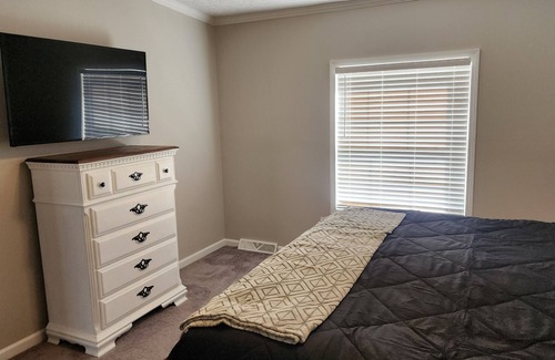Lexington - Salisbury House | Welcome to Sandy Creek Sanctuary! Your secluded private getaway for relaxation!