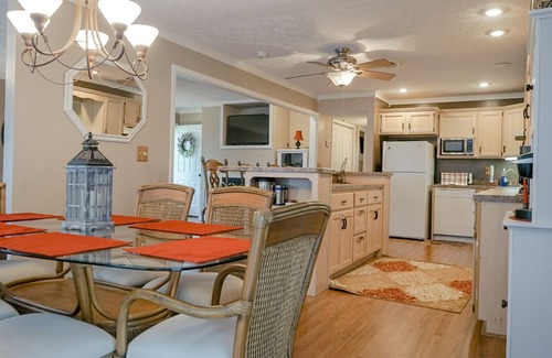 Bronston Condo | Welcome to Seventh Heaven – The Perfect Getaway