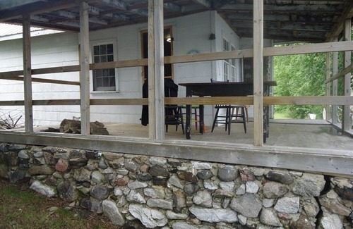 Frontenac Cottage | Welcome to Sweets Point, a Secluded Heritage Cottage on the shore of Bobs Lake, Ontario