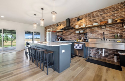 Sedalia House | Welcome to The Bunk House — Your Private Getaway Between Murray & Mayfield!