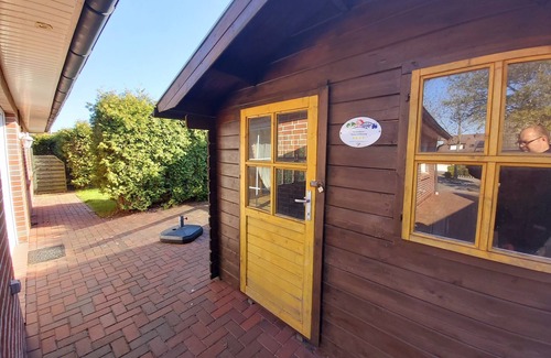 Norddeich Apartment | Welcome to the cozy apartment "Leuchtturm" in Norddeich!