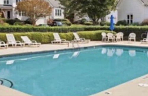 Cary House | Welcome to the Heart of Cary!