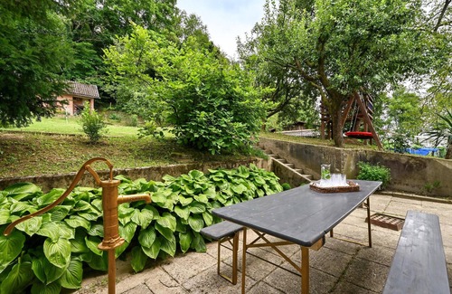 Sandrovac Apartment | Welcome to the inviting vacation apartment!