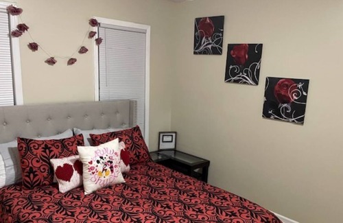 York Apartment | Welcome to the only Adult Playhouse catering to all lifestyles.