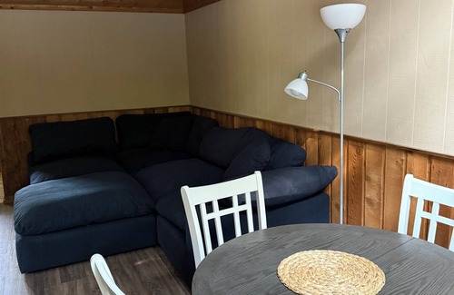 Cultus Lake Cottage | Welcome to “The Pines” at The Cedars