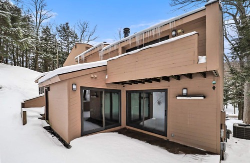 Birchwood Farms House | Welcome to the Relaxing Northern Lodge in Michigan’s premier Birchwood Farms Golf and Country Club